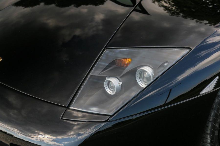 Детали экстерьера Lamborghini Murcielago LP640 Versace 2006 года  (фото 5 из 26)